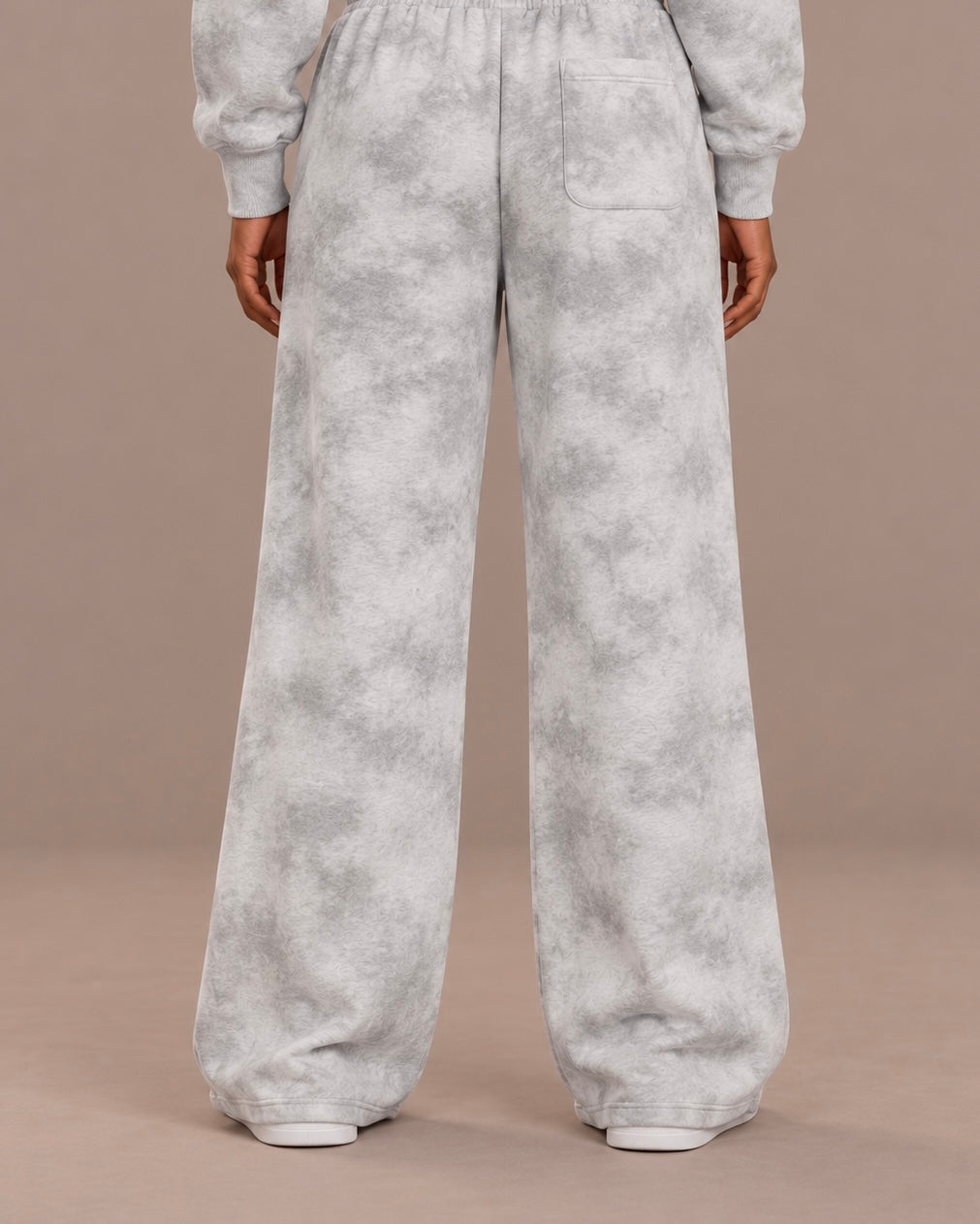 Dirty Washed Fleece Sweatpants – Cloud Grey