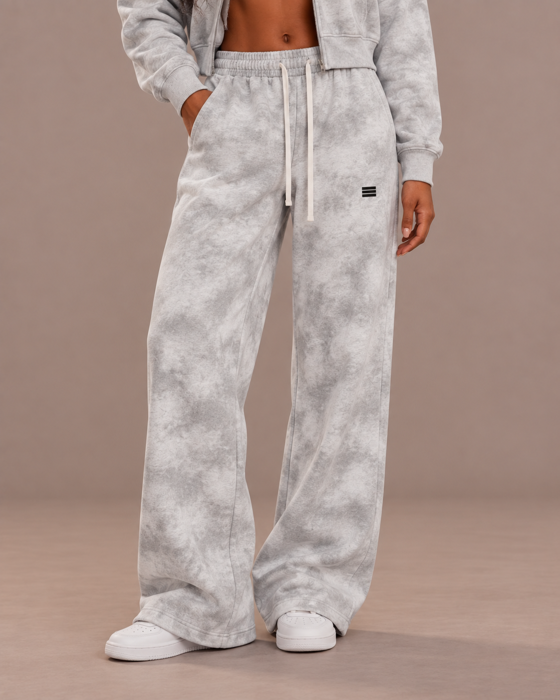 Dirty Washed Fleece Sweatpants – Cloud Grey