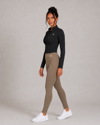 Full zip lightweight sports jacket