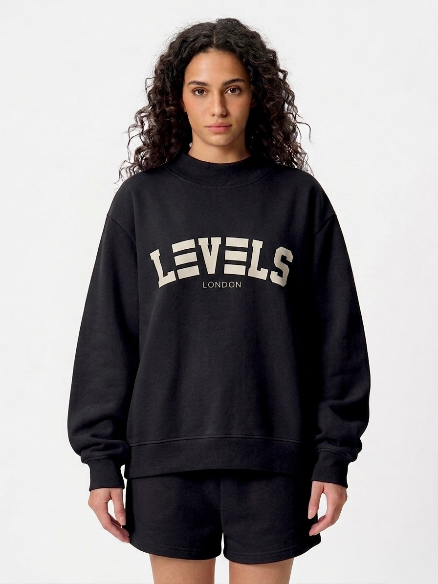 Arc Crew Sweatshirt & Shorts in four colours